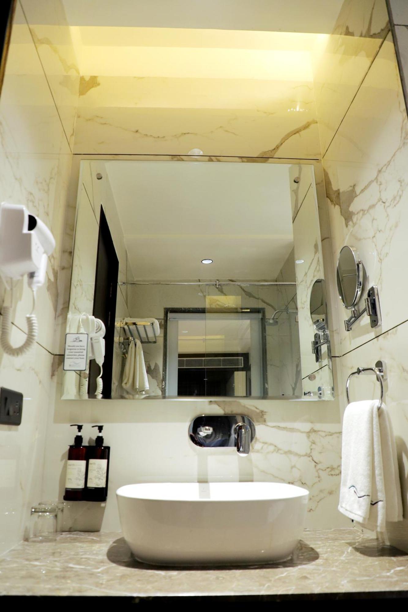 Blusalzz Residence Amritsar Dış mekan fotoğraf